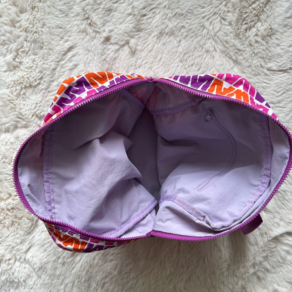 Aloha Collection X Hawaiian Airlines Flight Bag - Picture 5 of 5